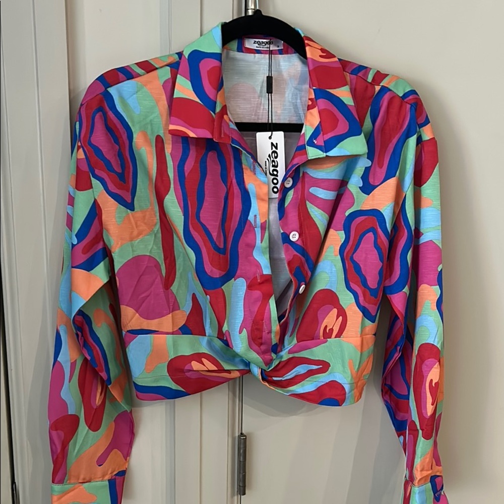 Zeagoo Pink and Blue Button Down Crop Top